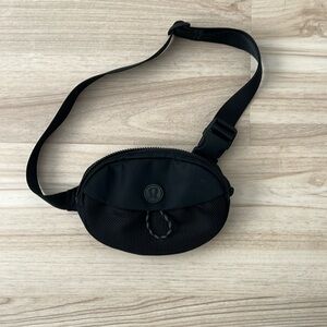 lululemon athletica Black Belt Bag
